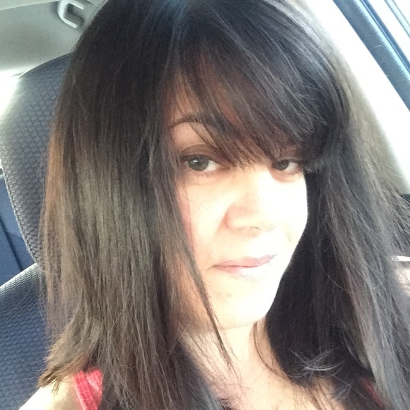 Meet your Posher, Pam - Picture 1 of 1